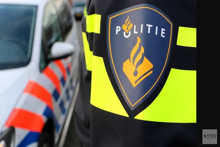 Meisje door automobilist in arm gestoken