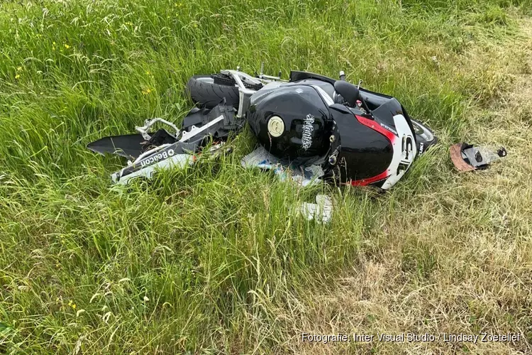 Motorrijder gewond in Anna Paulowna