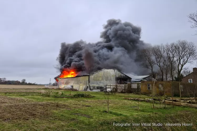 Grote brand in loods Anna Paulowna