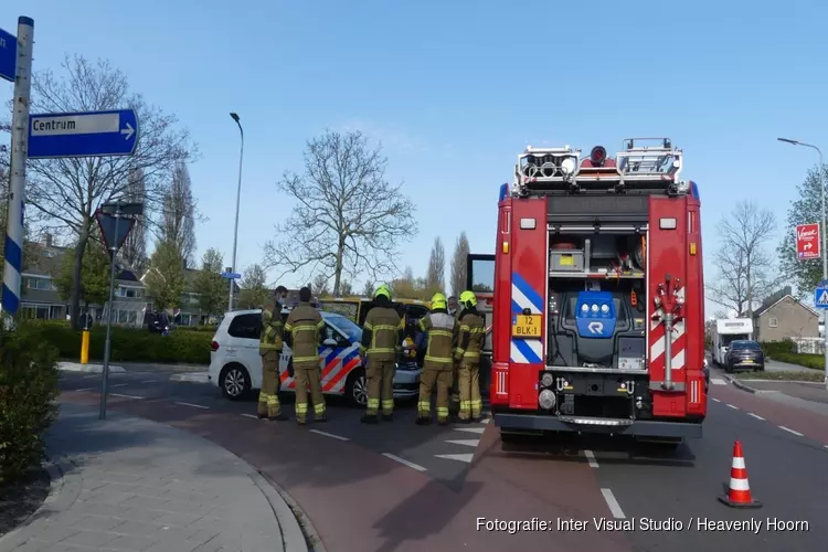 Kortsluiting in politieauto, brand voorkomen