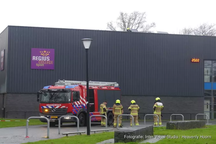 Zonnepanelen losgewaaid door storm Corrie