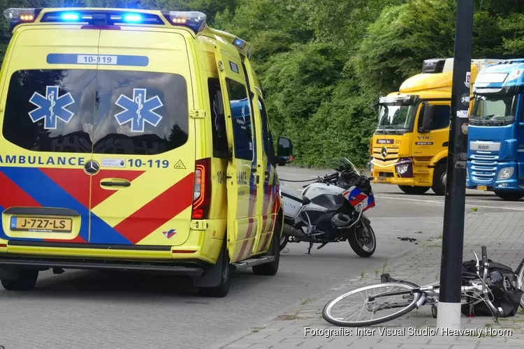 Persoon gereanimeerd na val in slootje in Schagen