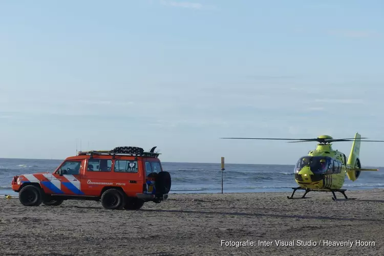 Zwemmer overleden bij Sint Maartenszee, ondanks reddingactie