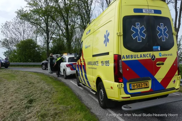 Fietser gewond bij botsing met auto in Schagen