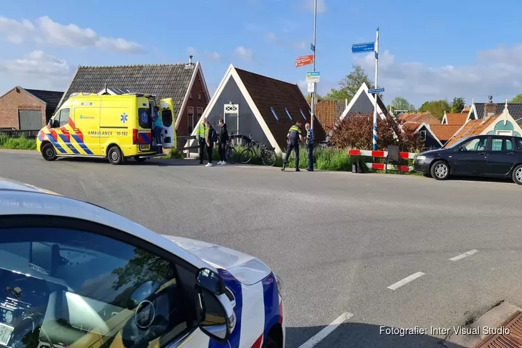 Scholier aangereden in Kolhorn, automobilist rijdt weg