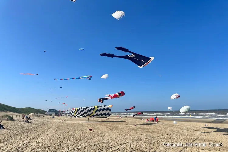 Vliegerfeest maakt vliegende start