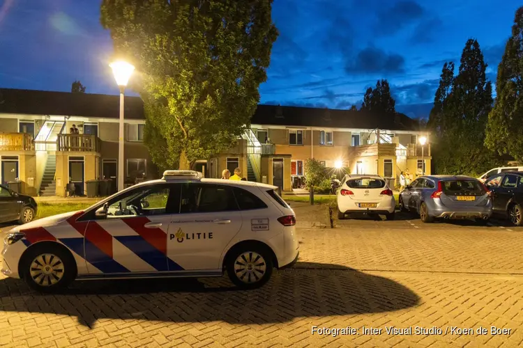 Steekincident in woning Warmenhuizen, verdachte aangehouden