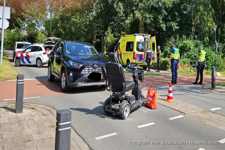 Scootmobiel aangereden op Spreeuwenlaan in Schagen