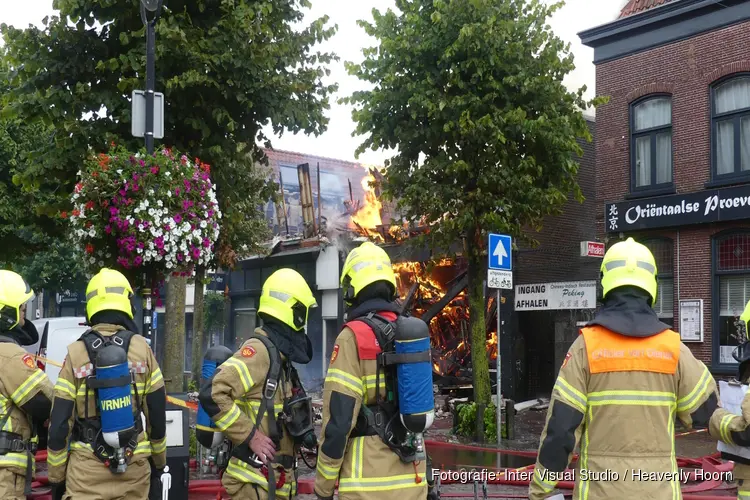 Pand ingestort na verwoestende brand