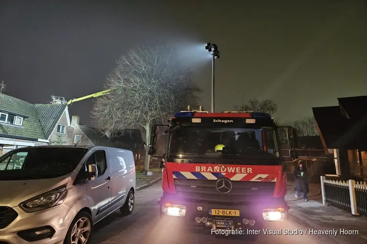 Schoorsteenbrand aan Noord in Schagen